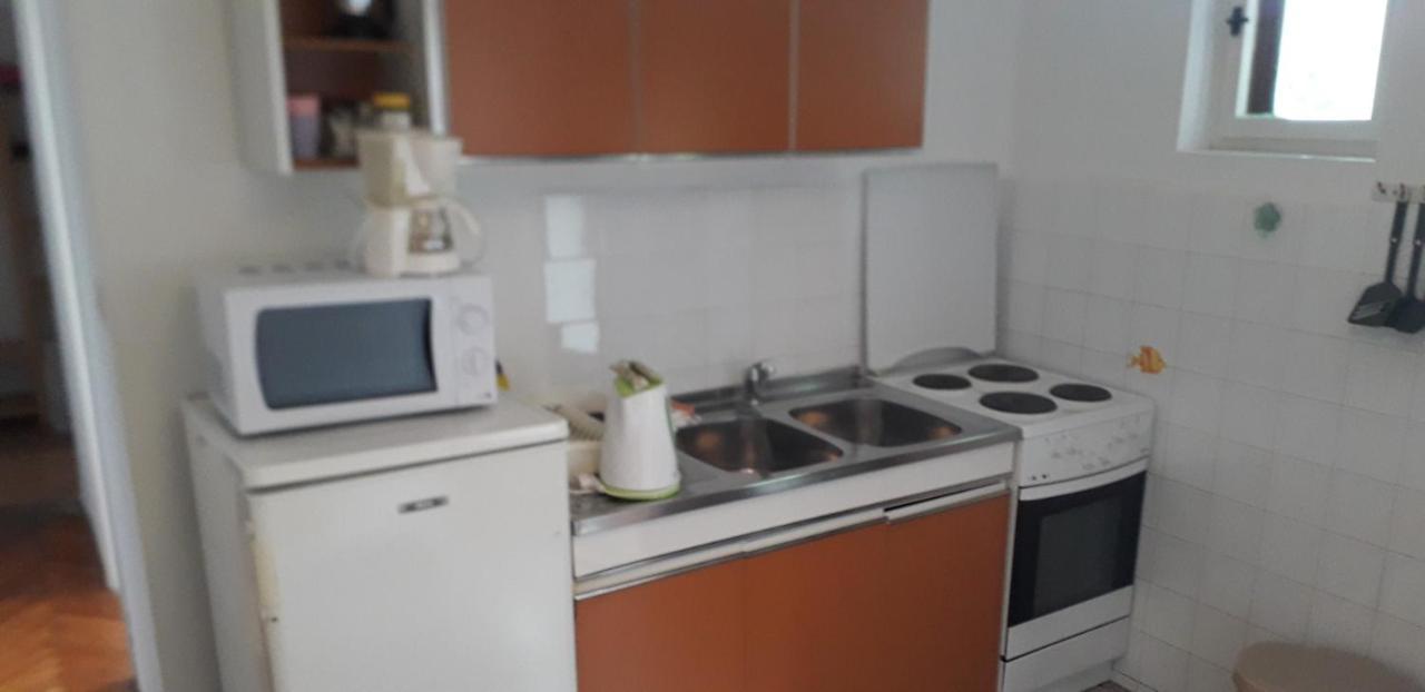 Apartments Villa Anton Porec Esterno foto